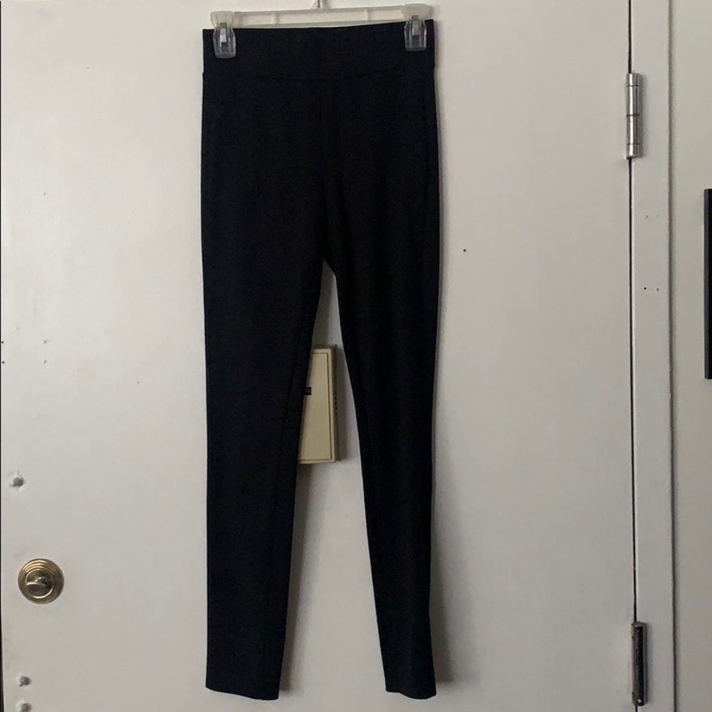 CHARMING CHARLIE BLACK LEGGINGS